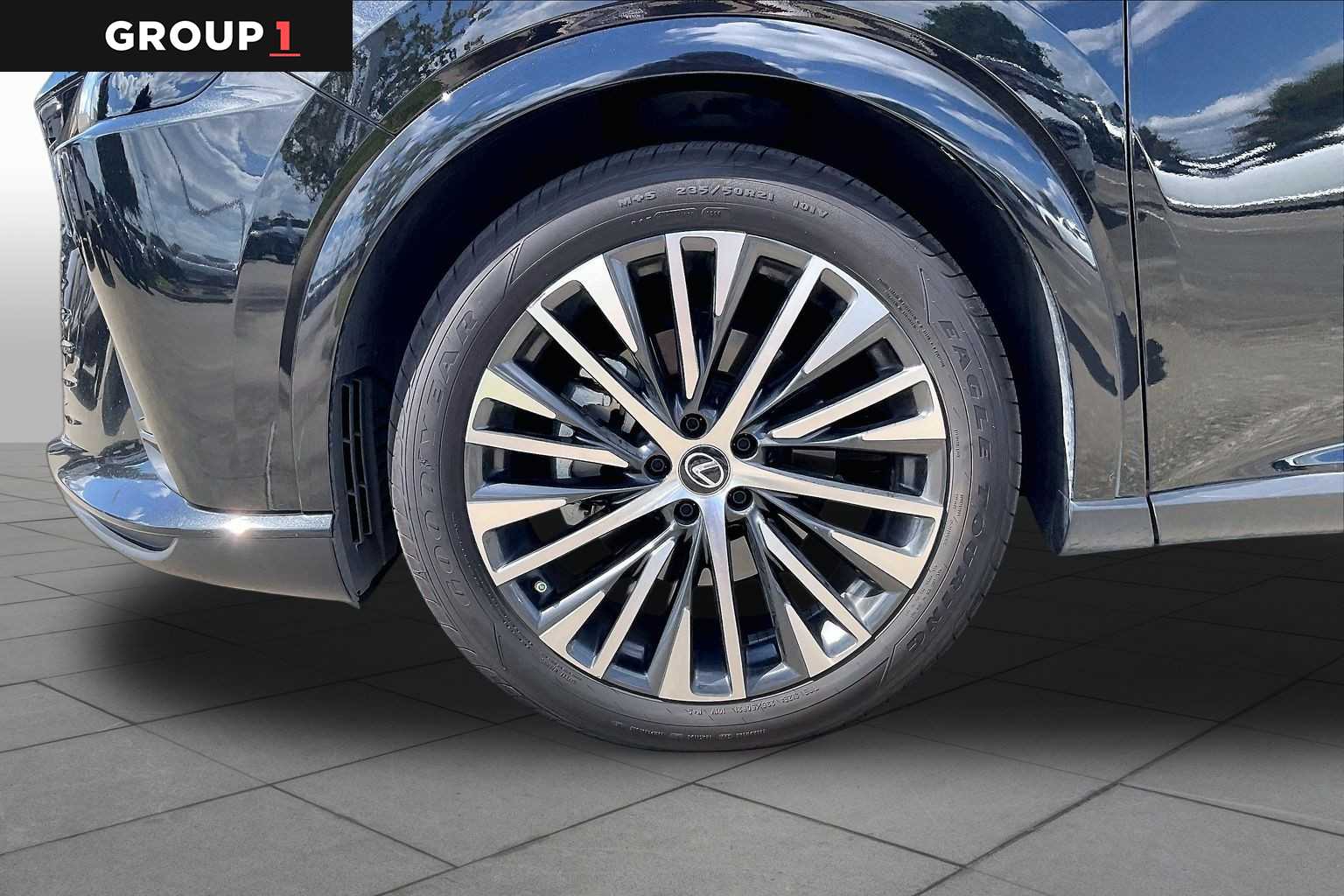2023 Lexus RX 350 photo 9 of 34