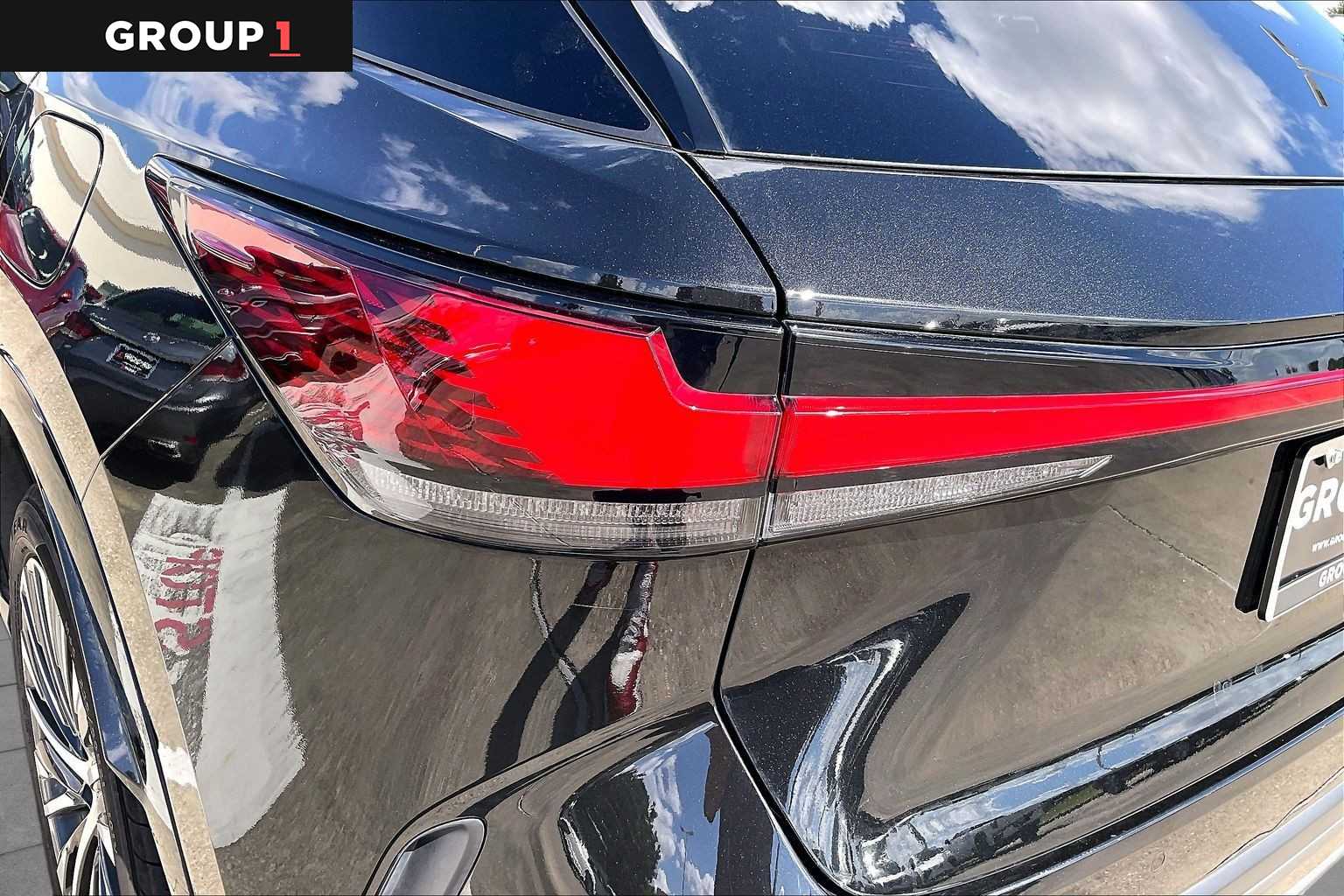 2023 Lexus RX 350 photo 26 of 34