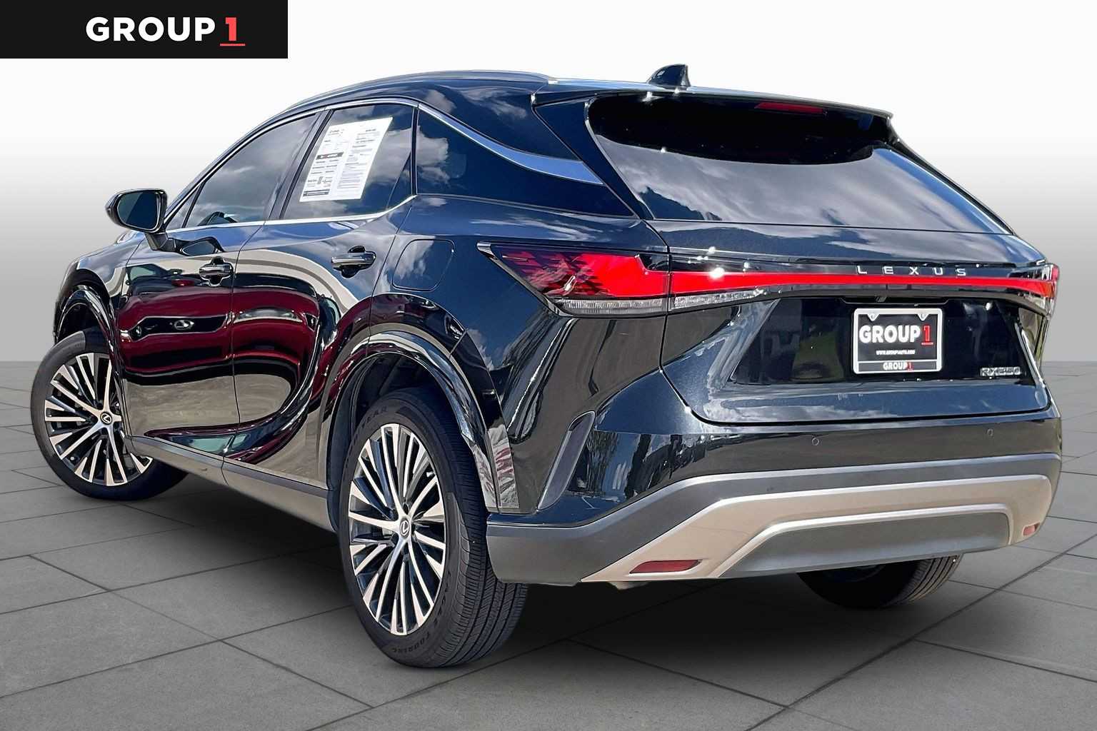 2023 Lexus RX 350 photo 10 of 34
