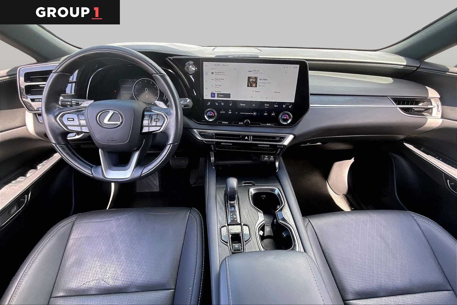 2023 Lexus RX 350 photo 13 of 34