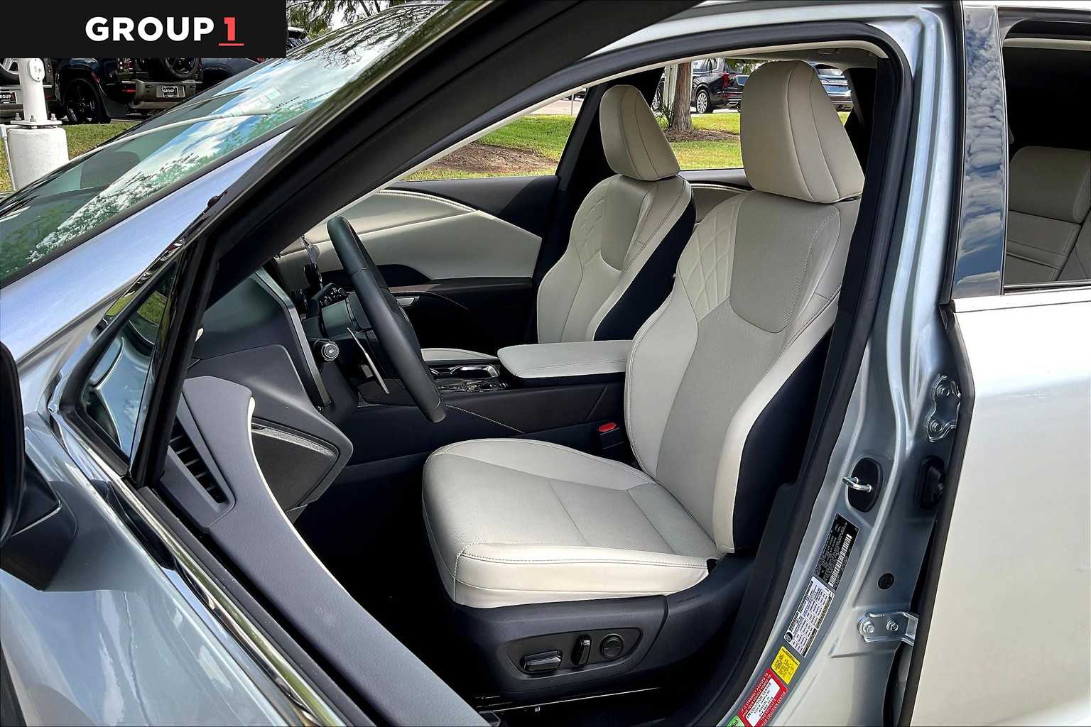 2024 Lexus RX  Iridium at Mercedes-Benz of Houston North