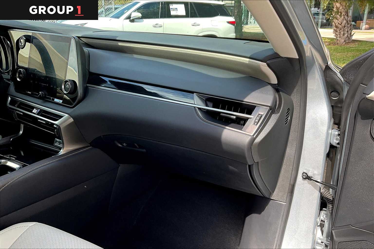 2024 Lexus RX  Iridium at Mercedes-Benz of Houston North