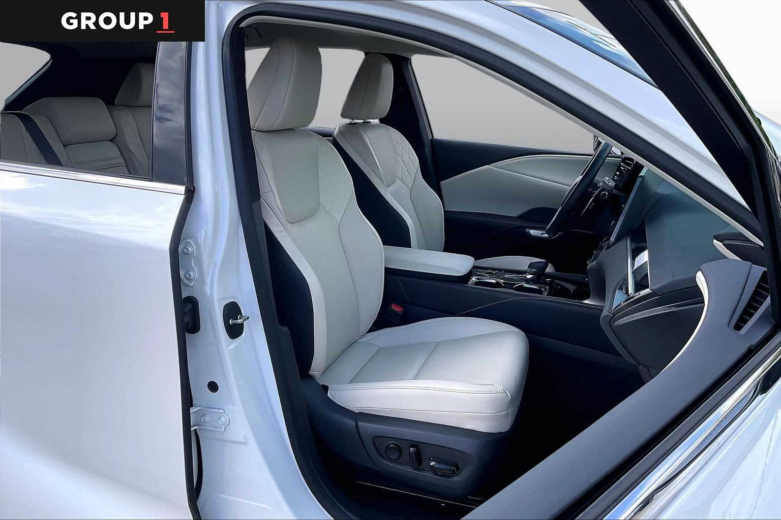 2024 Lexus RX 350  Eminent White Pearl at Lexus Southwest Houston