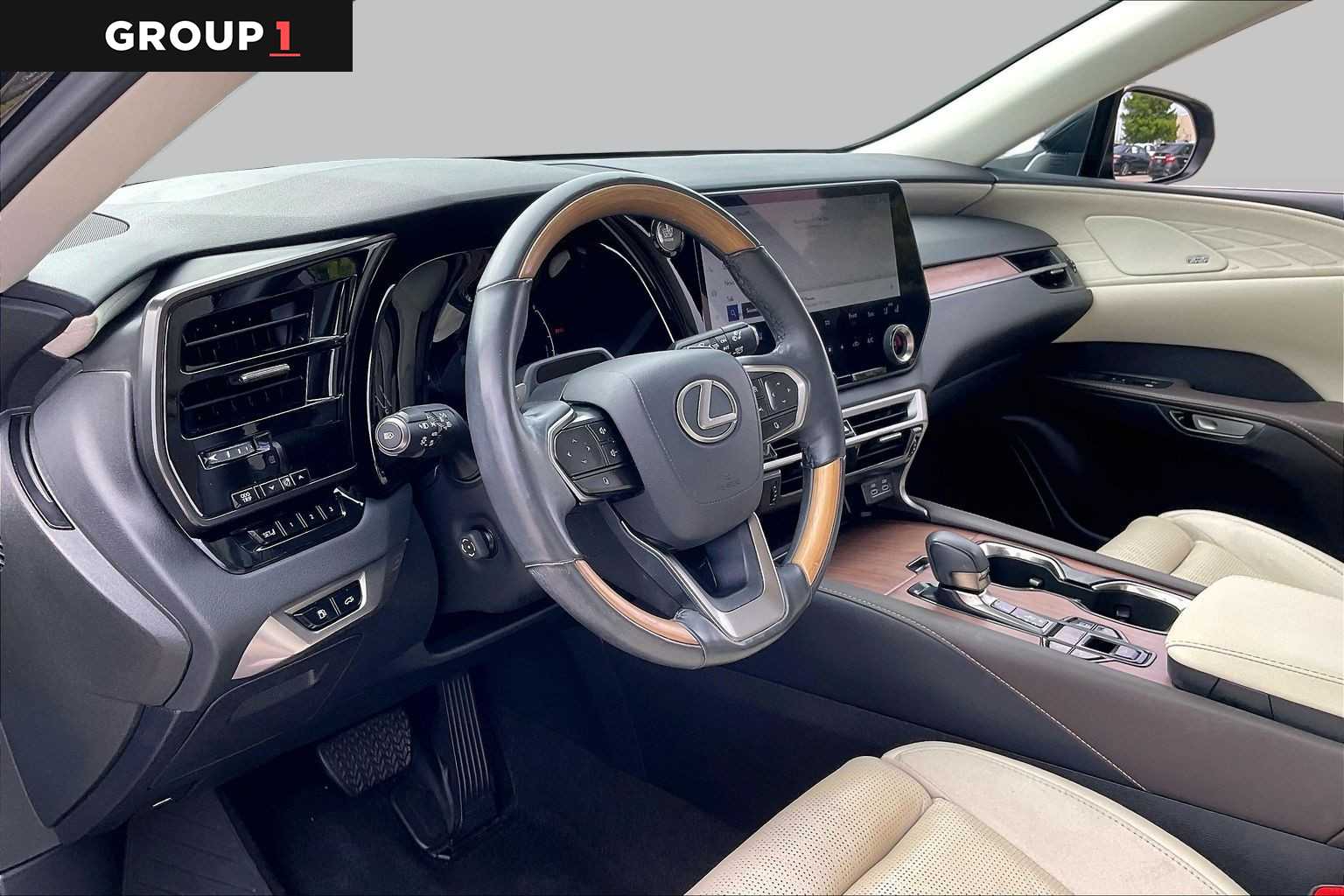 2023 Lexus RX 350 Luxury  Caviar at Group 1 Toyota Southwest