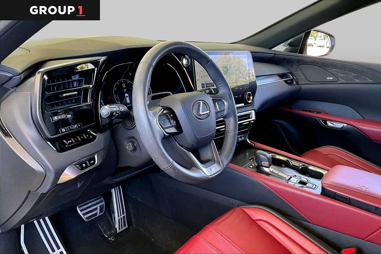 2024 Lexus RX 350 photo 16 of 35