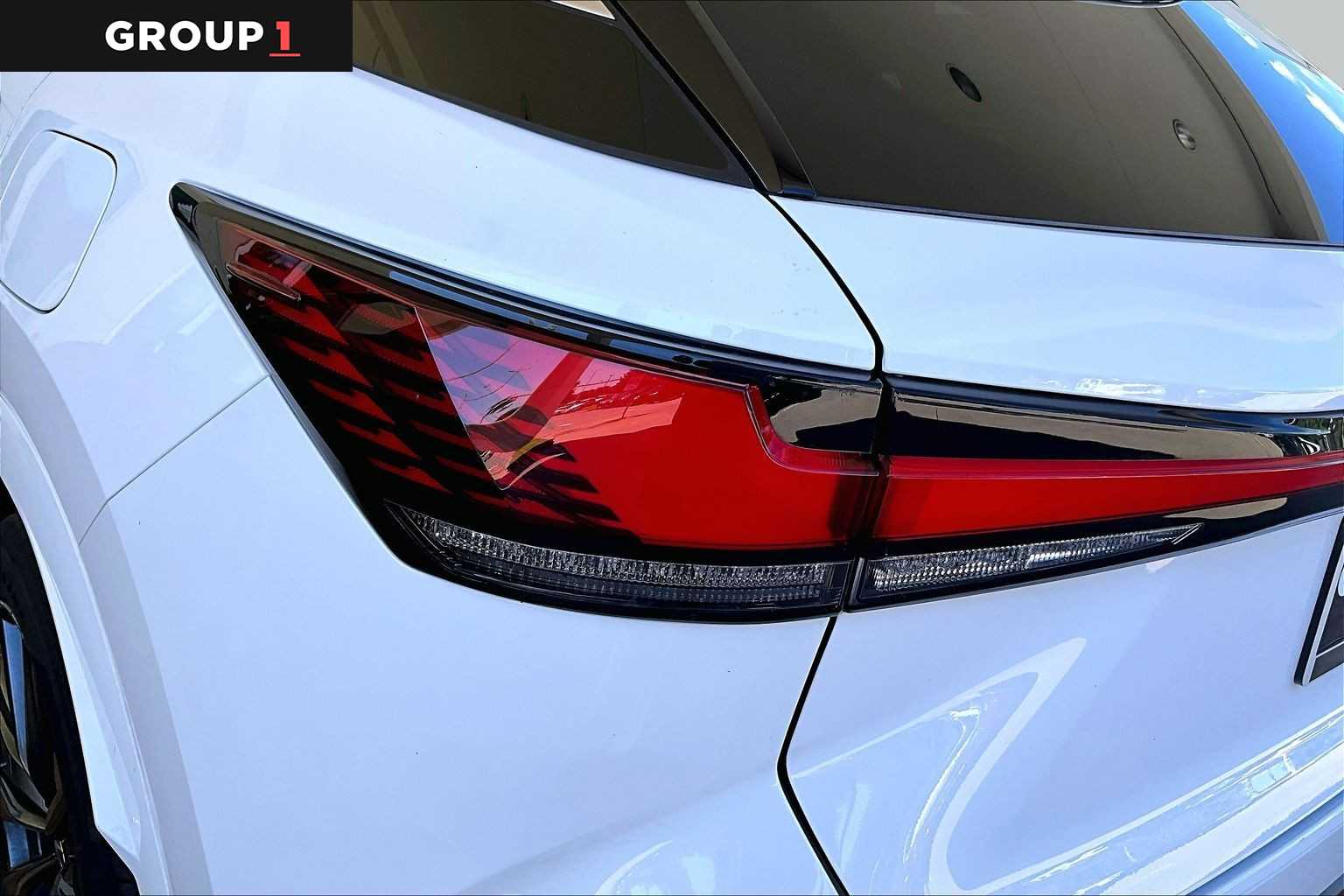 2024 Lexus RX 350 photo 27 of 35