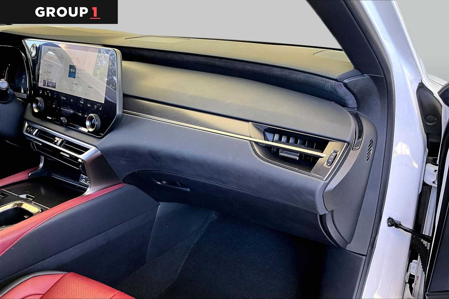 2024 Lexus RX 350 photo 17 of 35