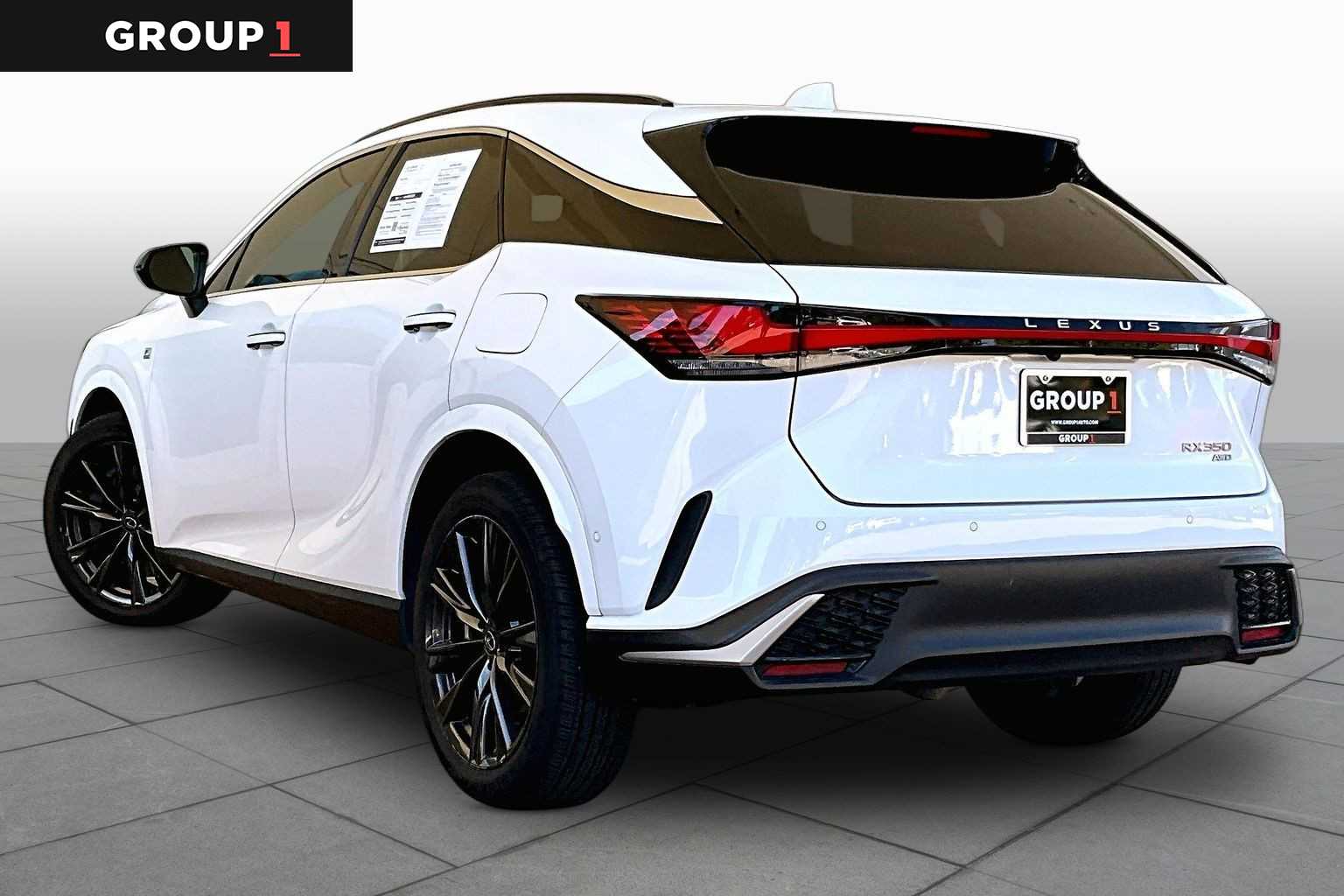 2024 Lexus RX 350 photo 11 of 35