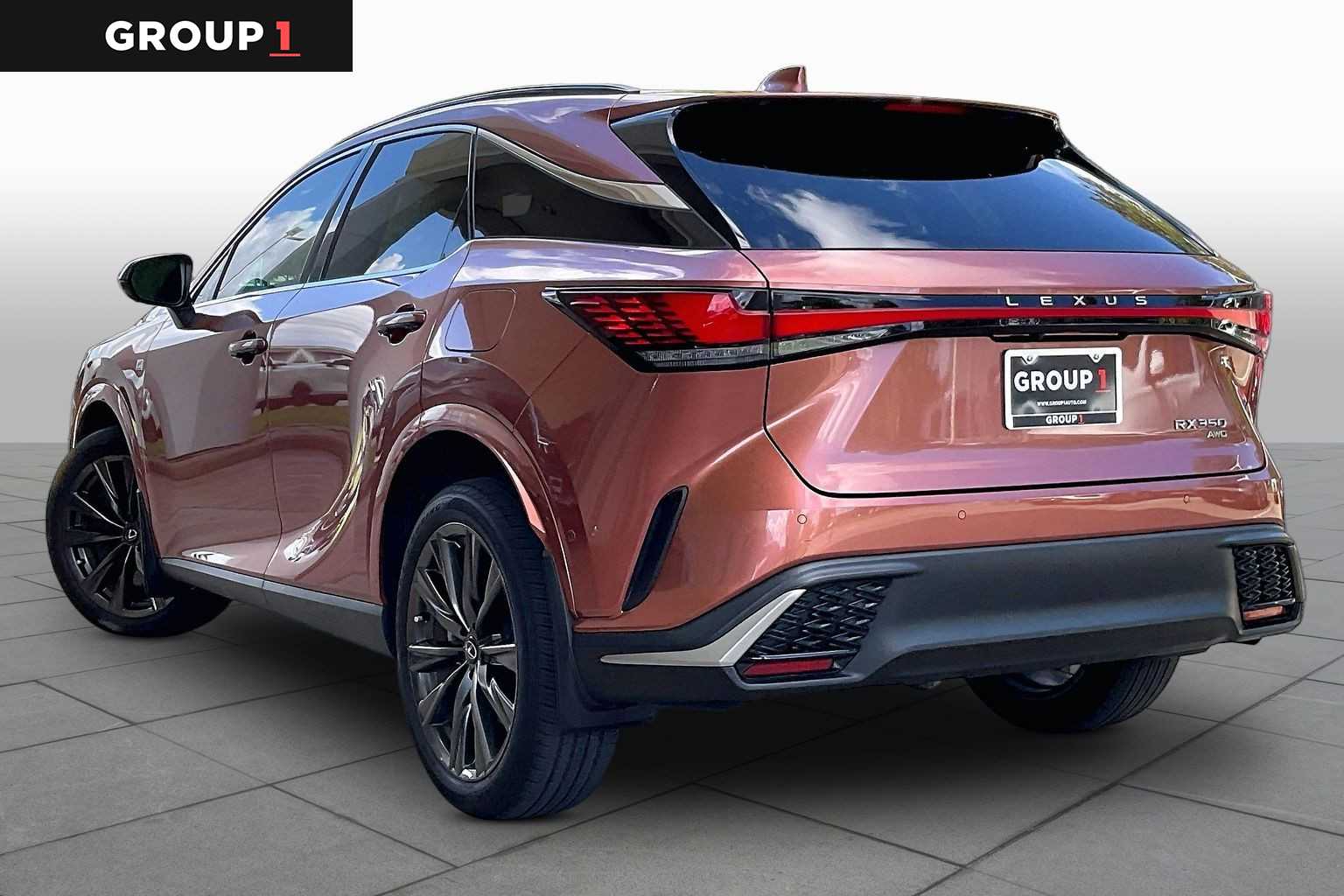 2024 Lexus RX 350 photo 10 of 34