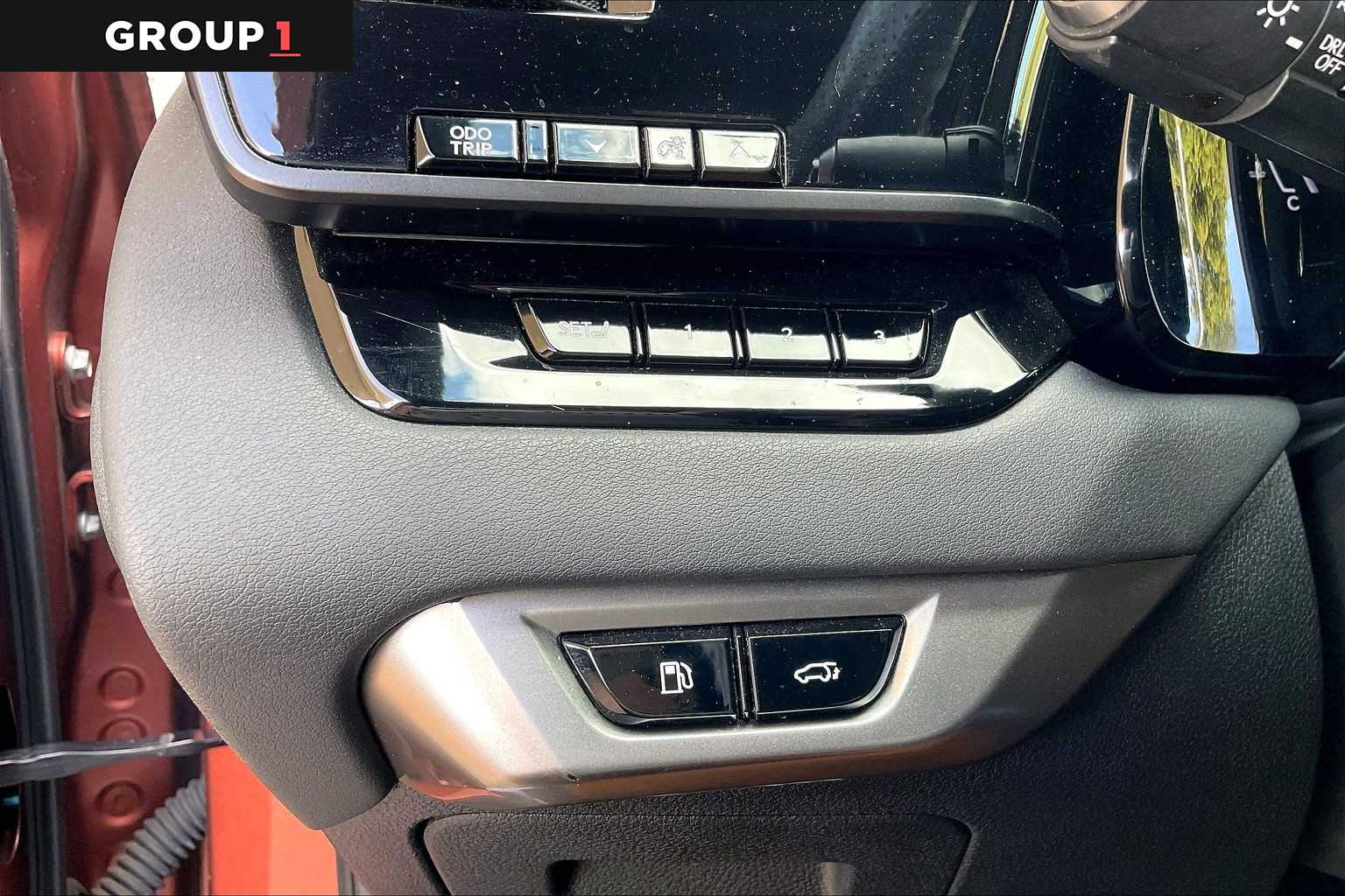 2024 Lexus RX 350 photo 33 of 34