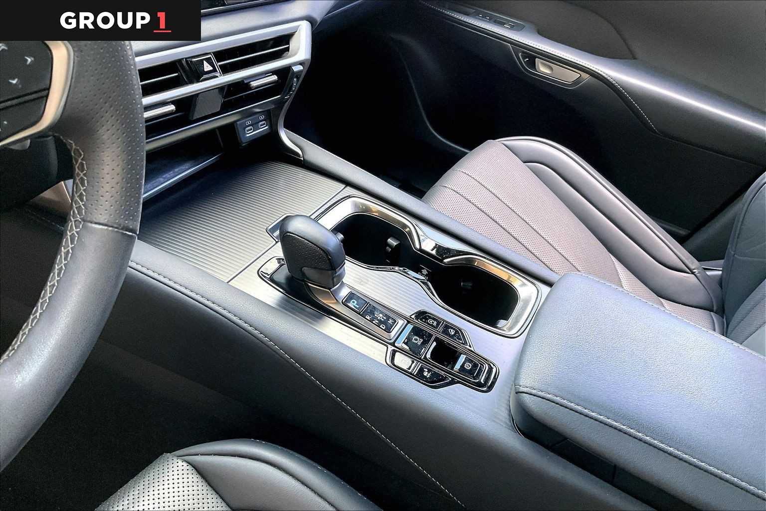 2024 Lexus RX 350 photo 14 of 34