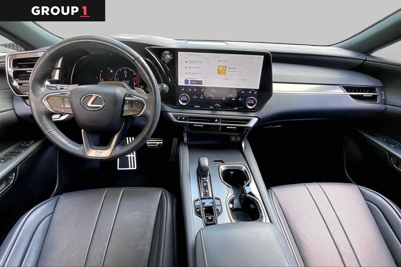 2024 Lexus RX 350 photo 13 of 34
