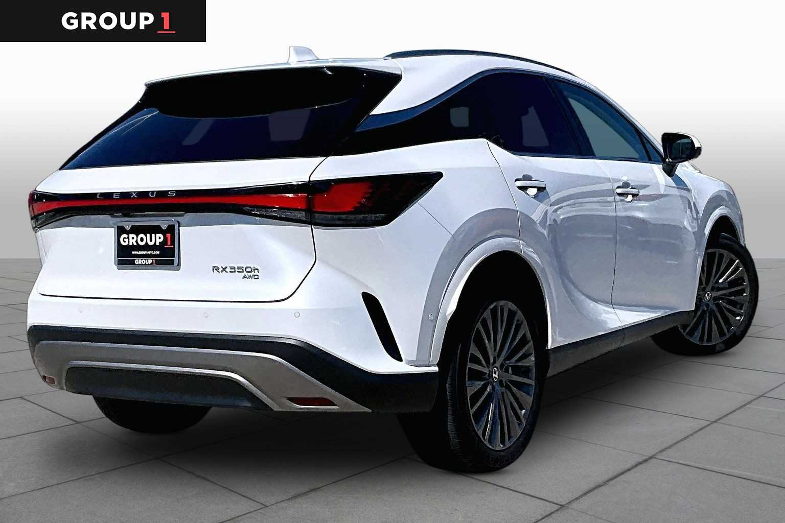 2026 Lexus RX 350h photo 11 of 34