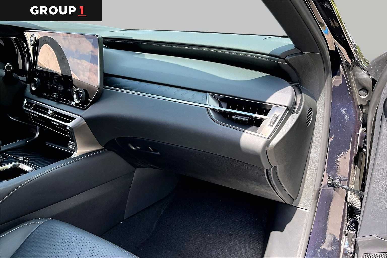 2026 Lexus RX 350h photo 16 of 34