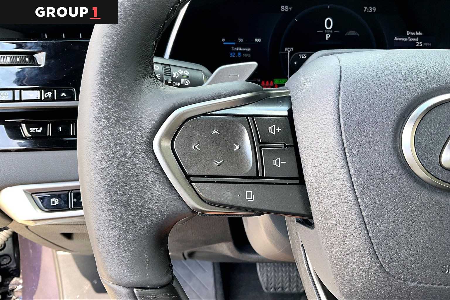 2026 Lexus RX 350h photo 21 of 34