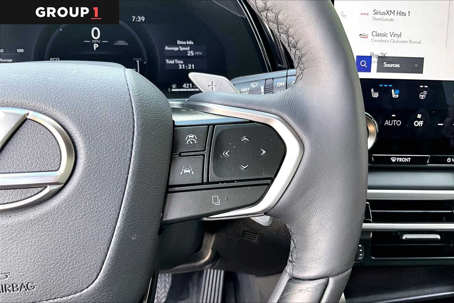 2026 Lexus RX 350h photo 22 of 34