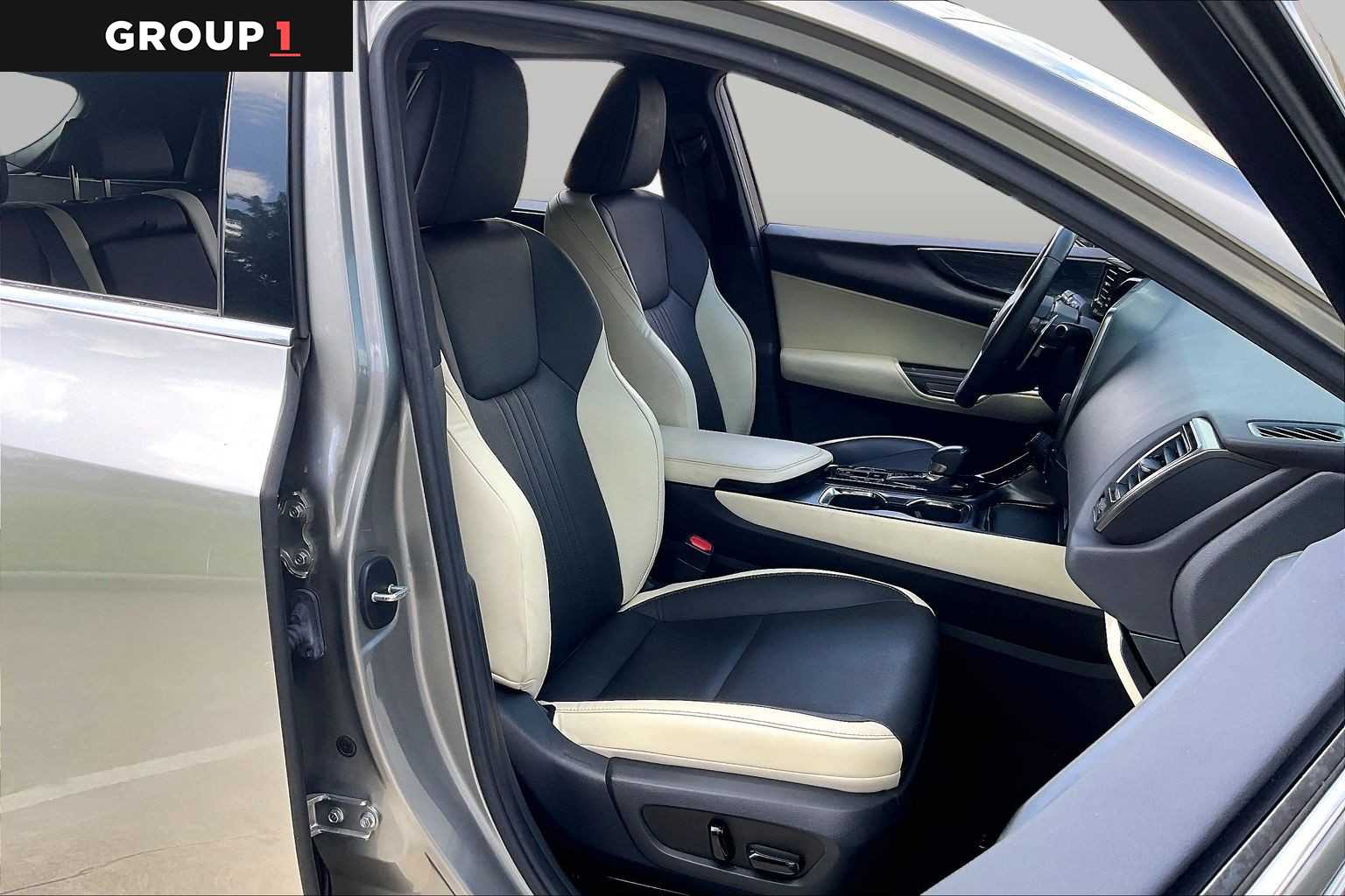 2024 Lexus NX 250 photo 8 of 34