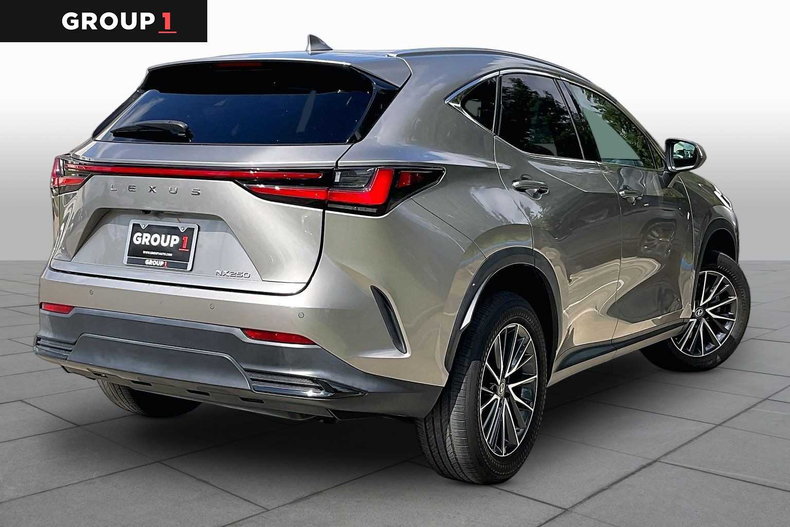2024 Lexus NX 250 photo 11 of 34