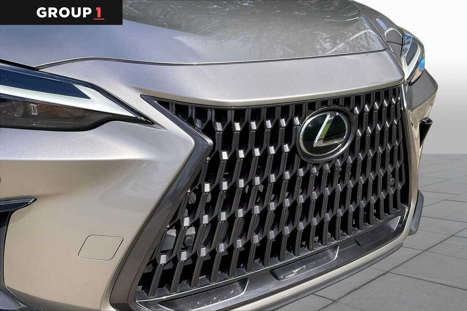 2024 Lexus NX 250 photo 27 of 34