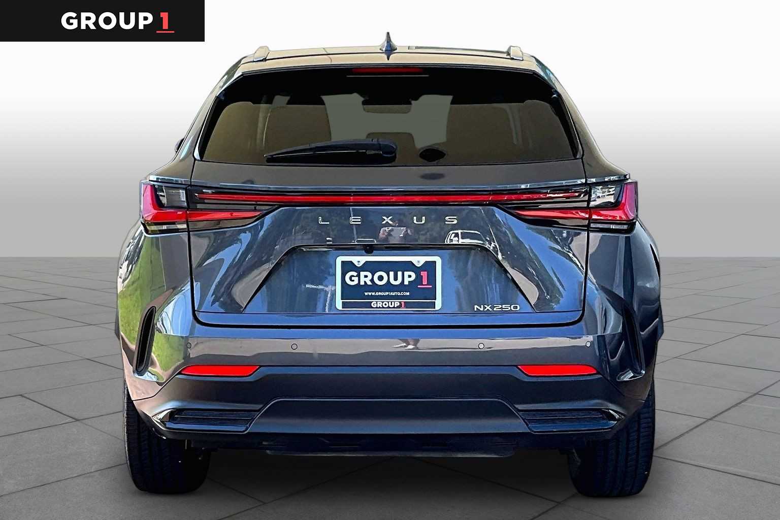 2024 Lexus NX 250 photo 5 of 34