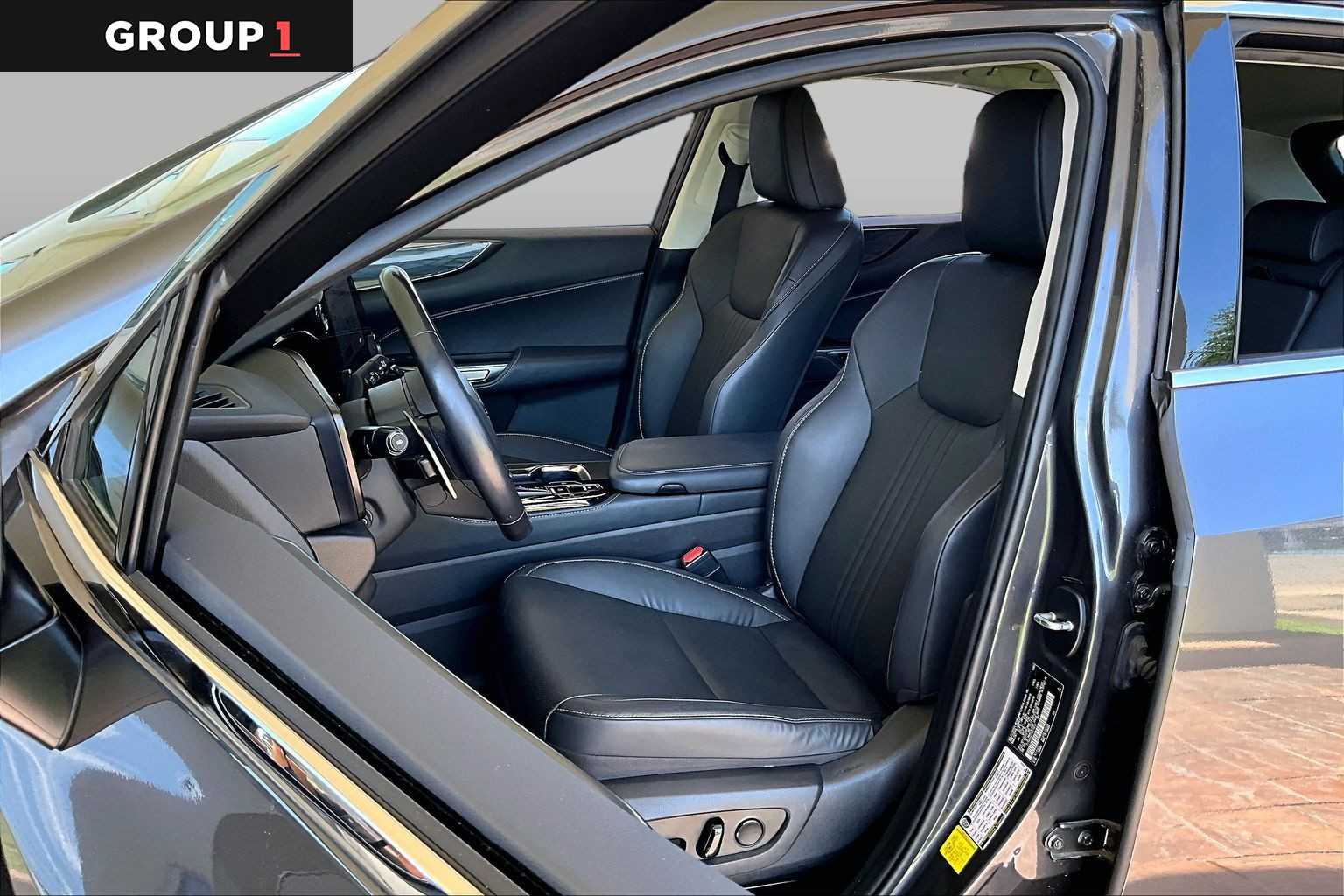 2024 Lexus NX 250 photo 7 of 34