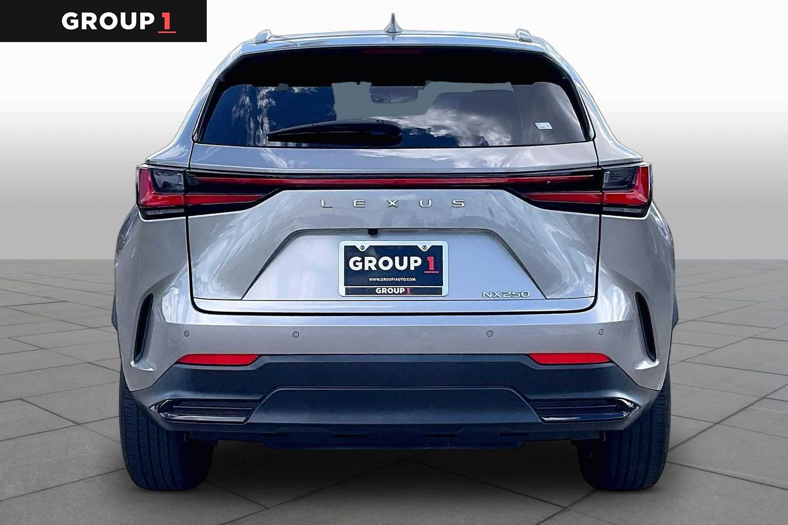 2023 Lexus NX 250 photo 5 of 34