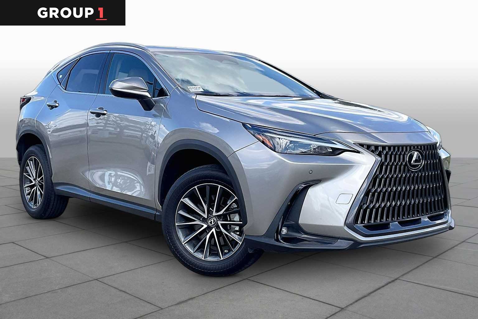 2023 Lexus NX 250 photo 3 of 34