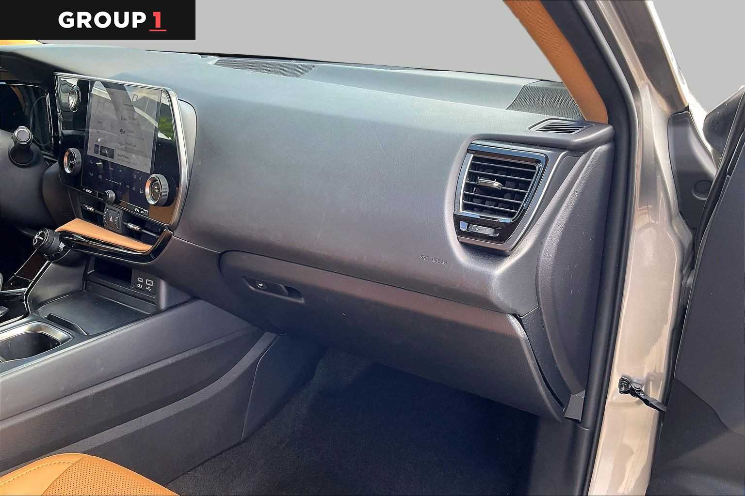 2023 Lexus NX 250 photo 16 of 34