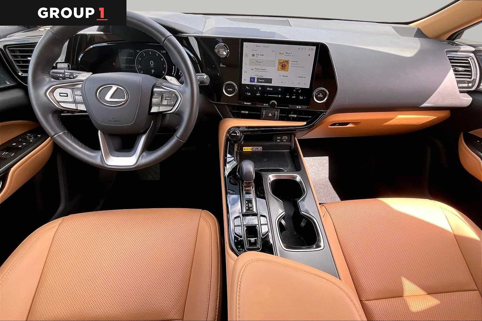 2025 Lexus NX 350 photo 13 of 34