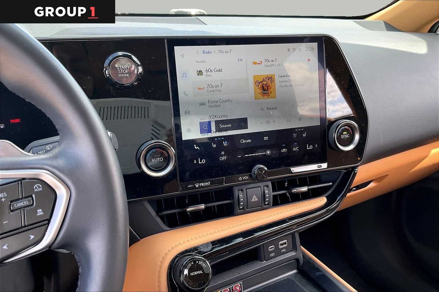 2025 Lexus NX 350 photo 6 of 34
