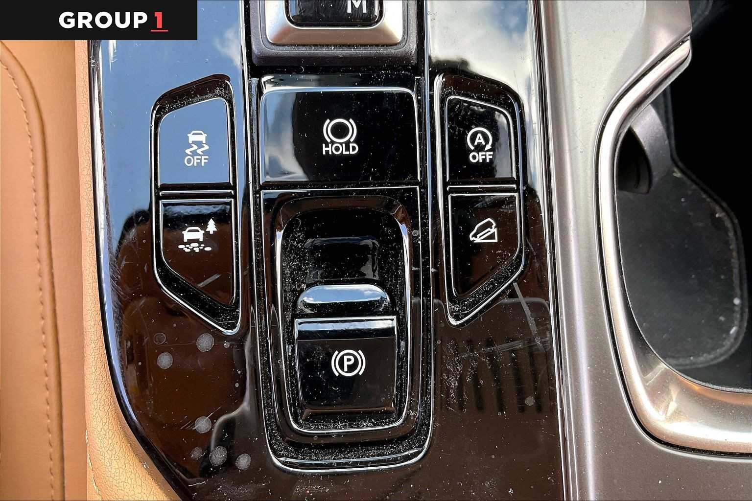 2025 Lexus NX 350 photo 32 of 34