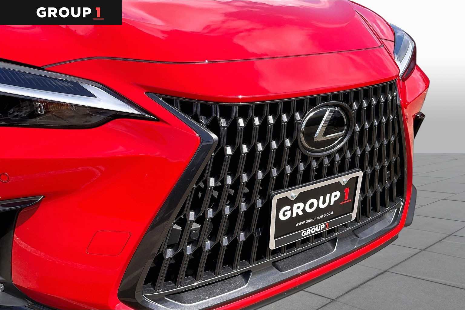 2025 Lexus NX 350 photo 27 of 34