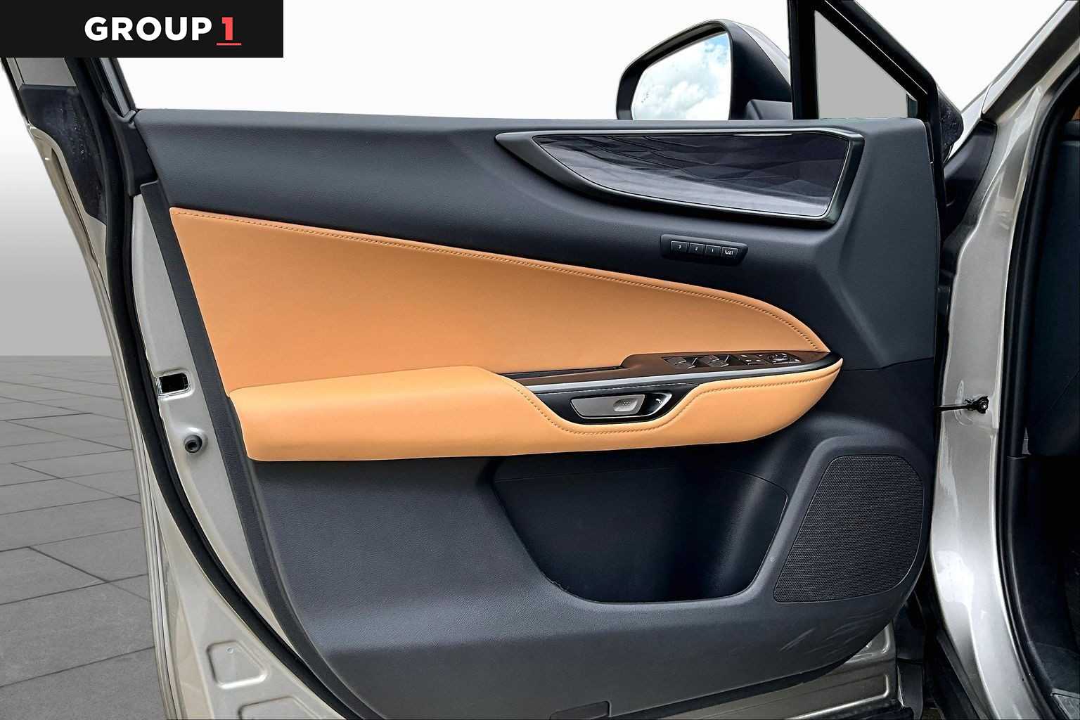 2026 Lexus NX 350 photo 19 of 34