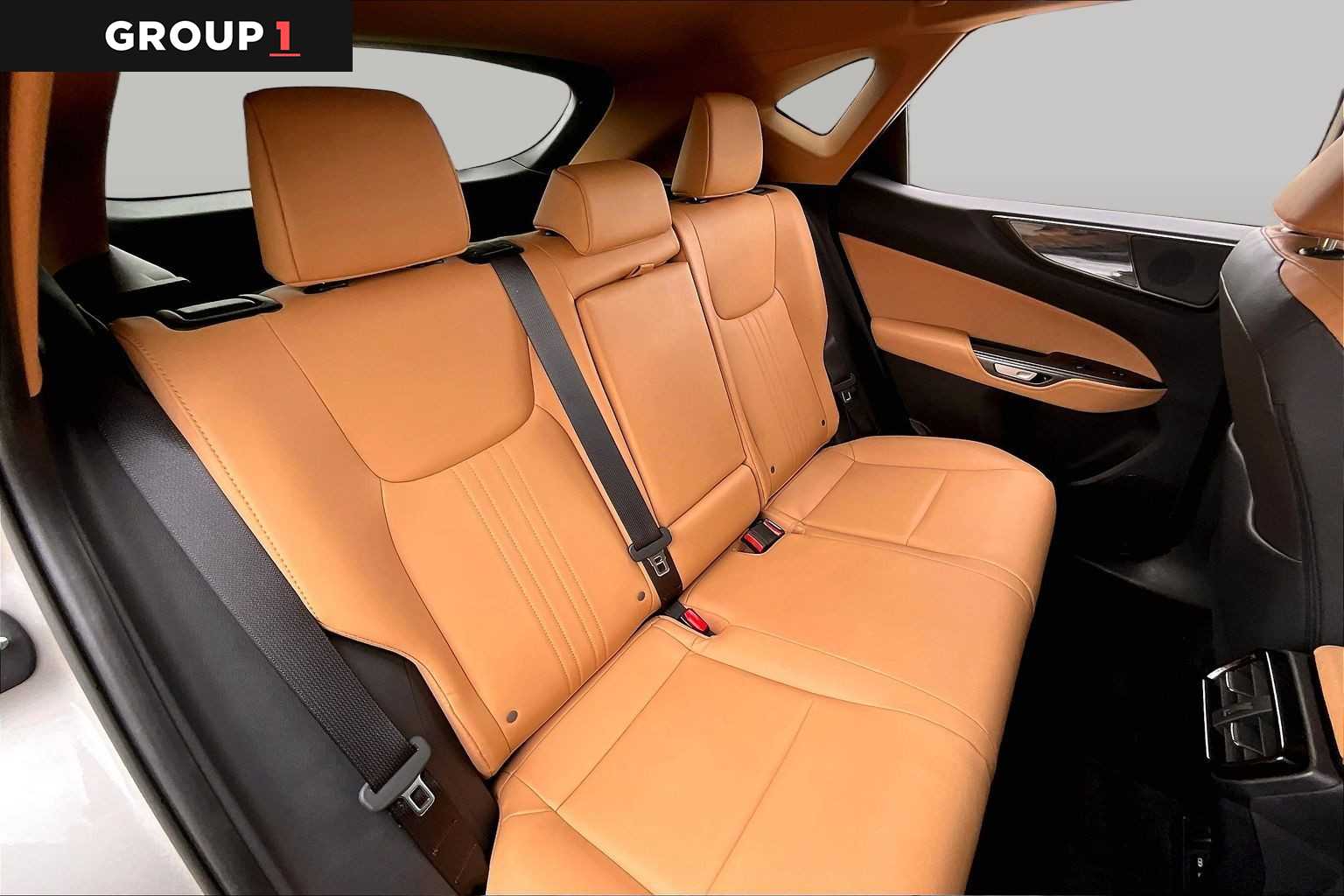 2026 Lexus NX 350 photo 17 of 34