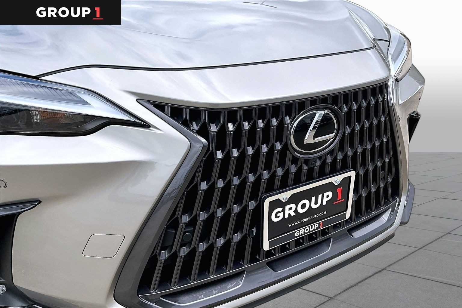 2026 Lexus NX 350 photo 27 of 34