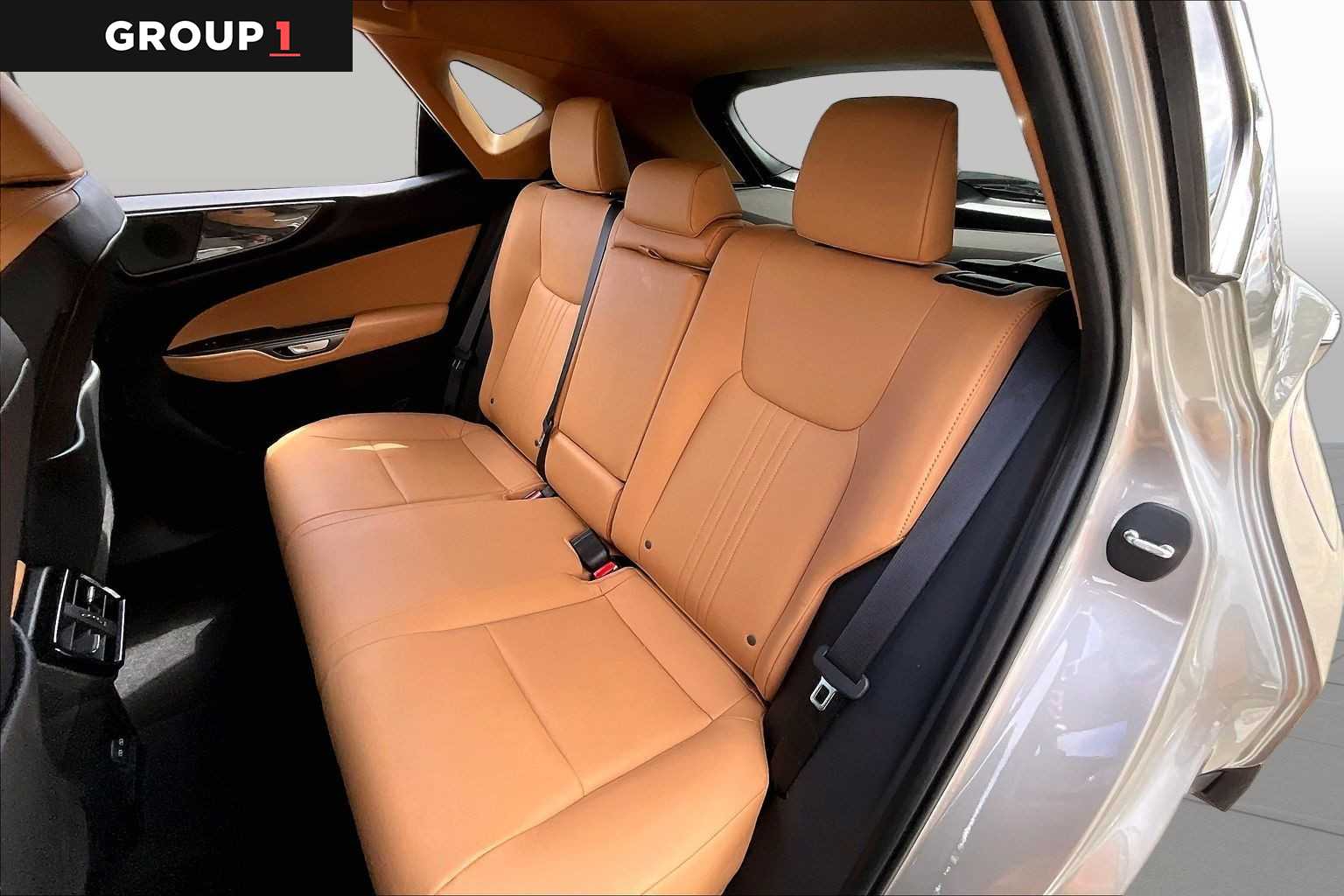 2026 Lexus NX 350 photo 18 of 34