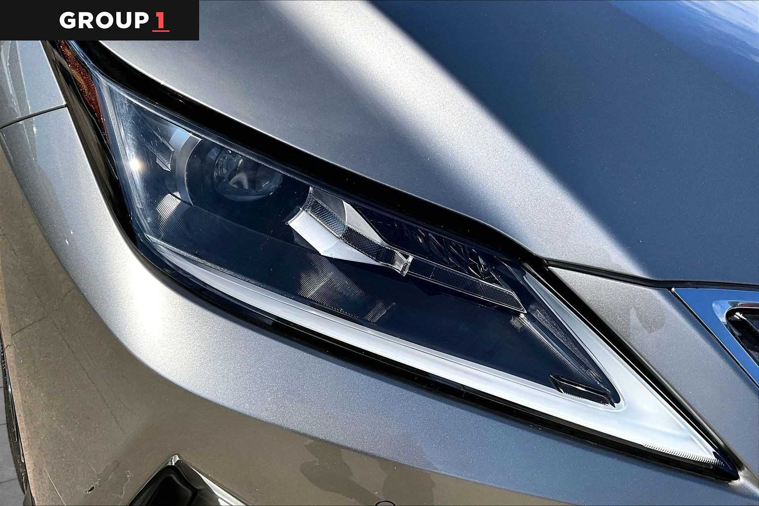 2021 Lexus RX 350 photo 27 of 36