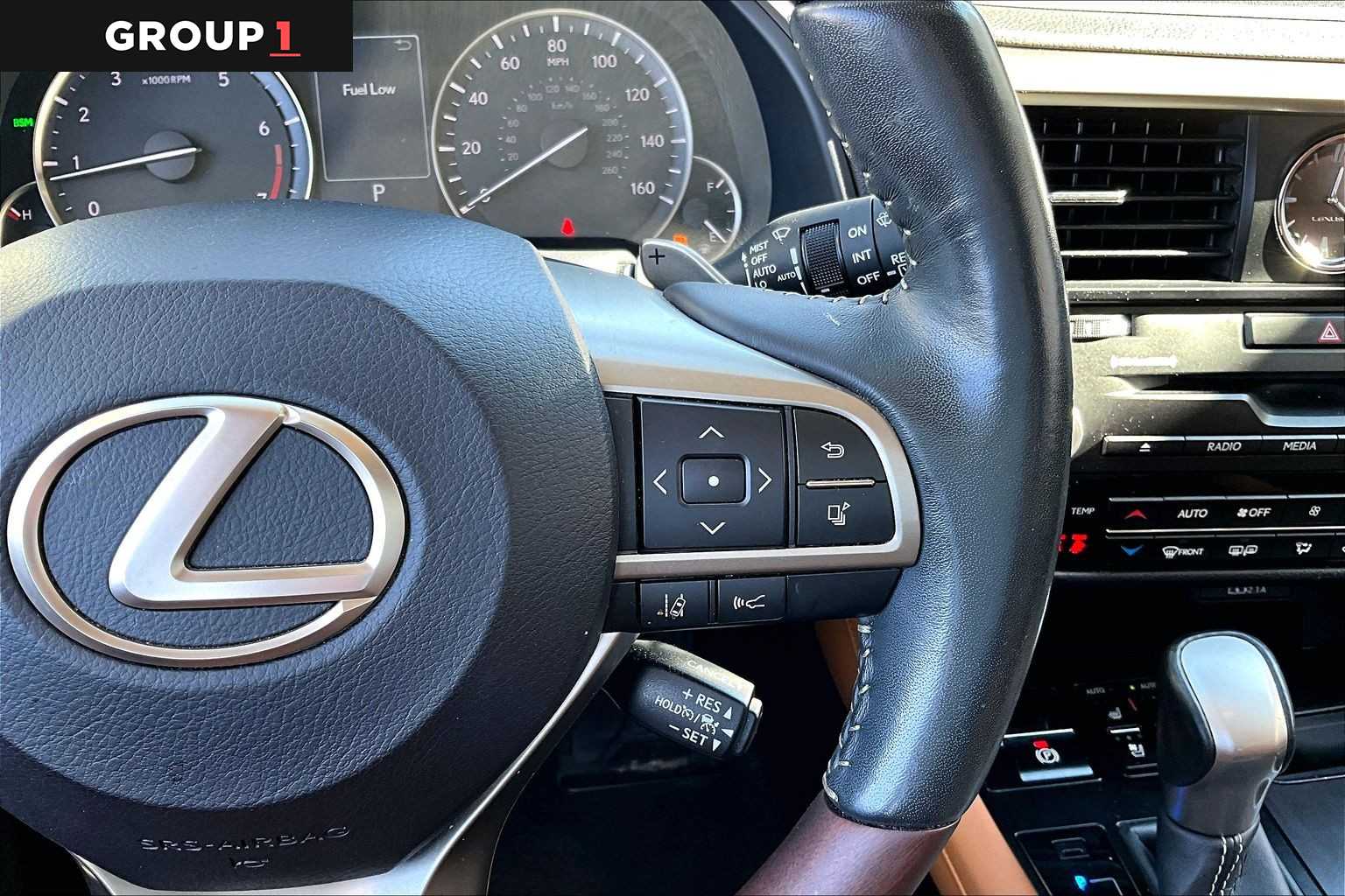 2021 Lexus RX 350 photo 24 of 36
