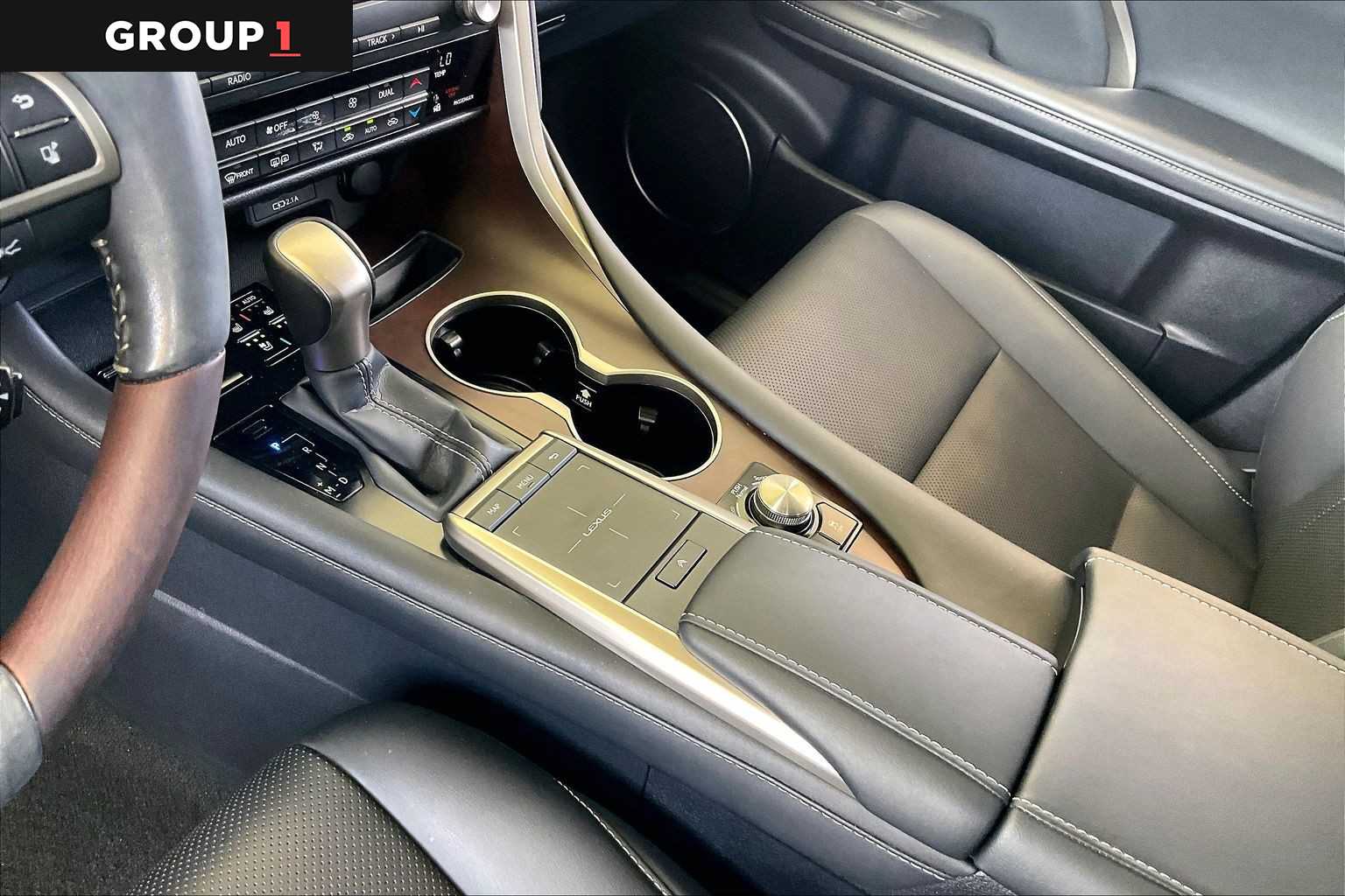 2020 Lexus RX 350 photo 14 of 34