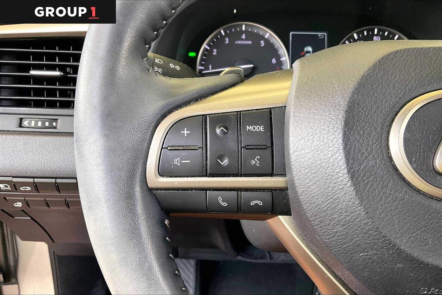2020 Lexus RX 350 photo 21 of 34