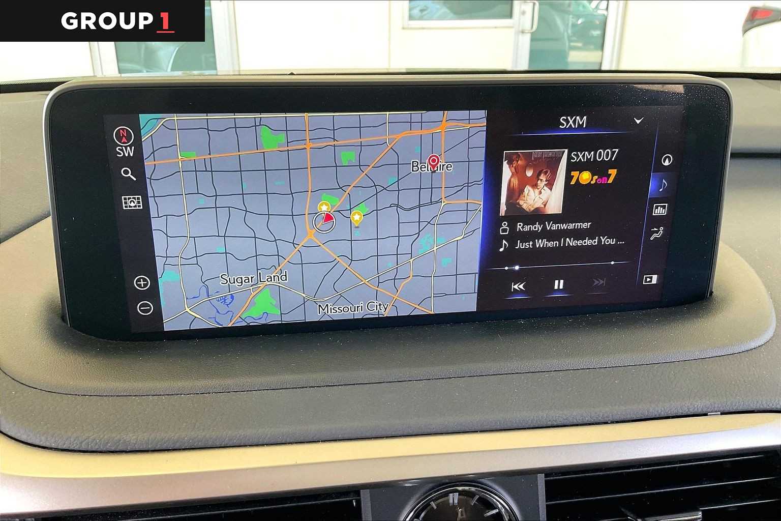 2020 Lexus RX 350 photo 31 of 34