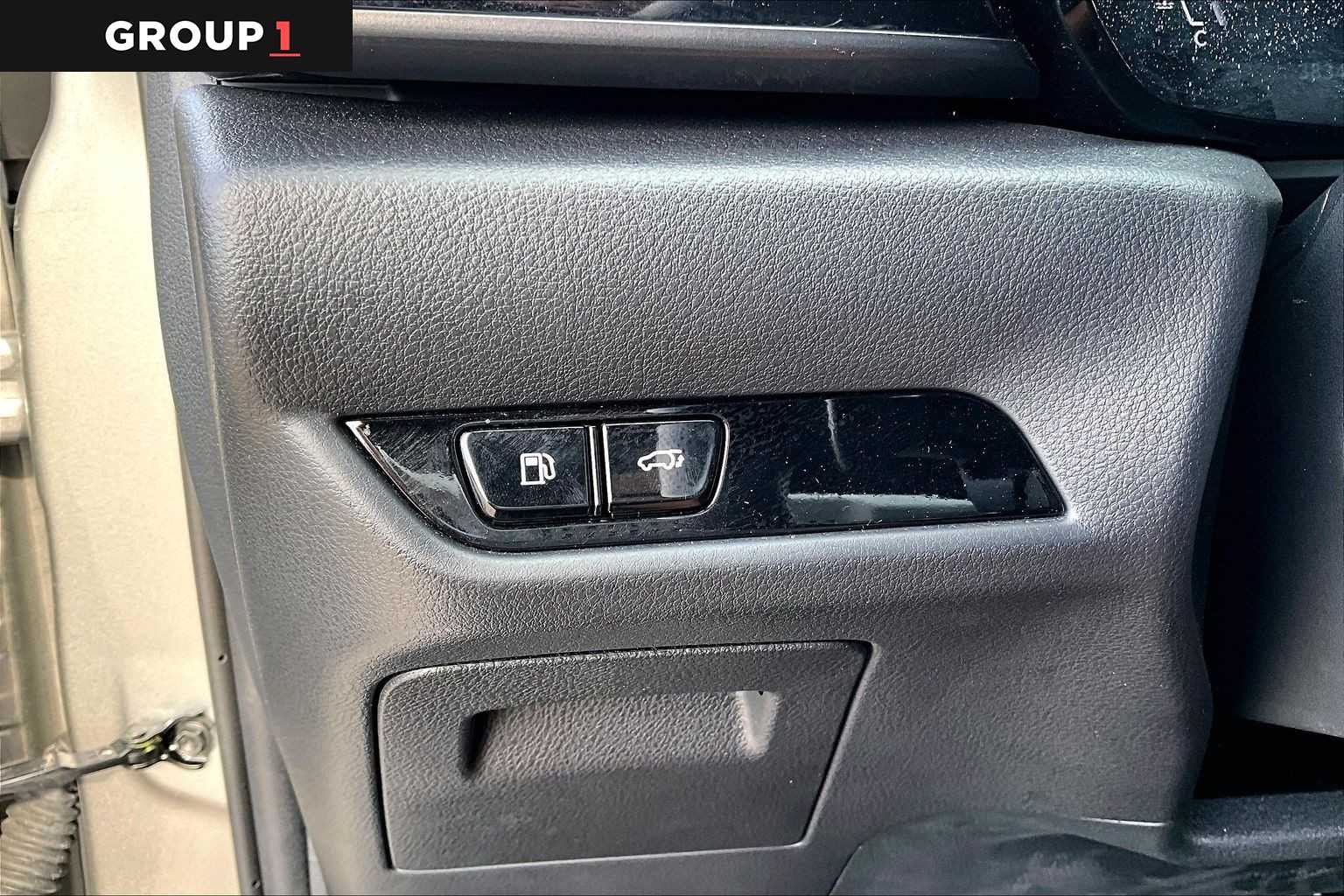 2024 Lexus NX 350 photo 33 of 34