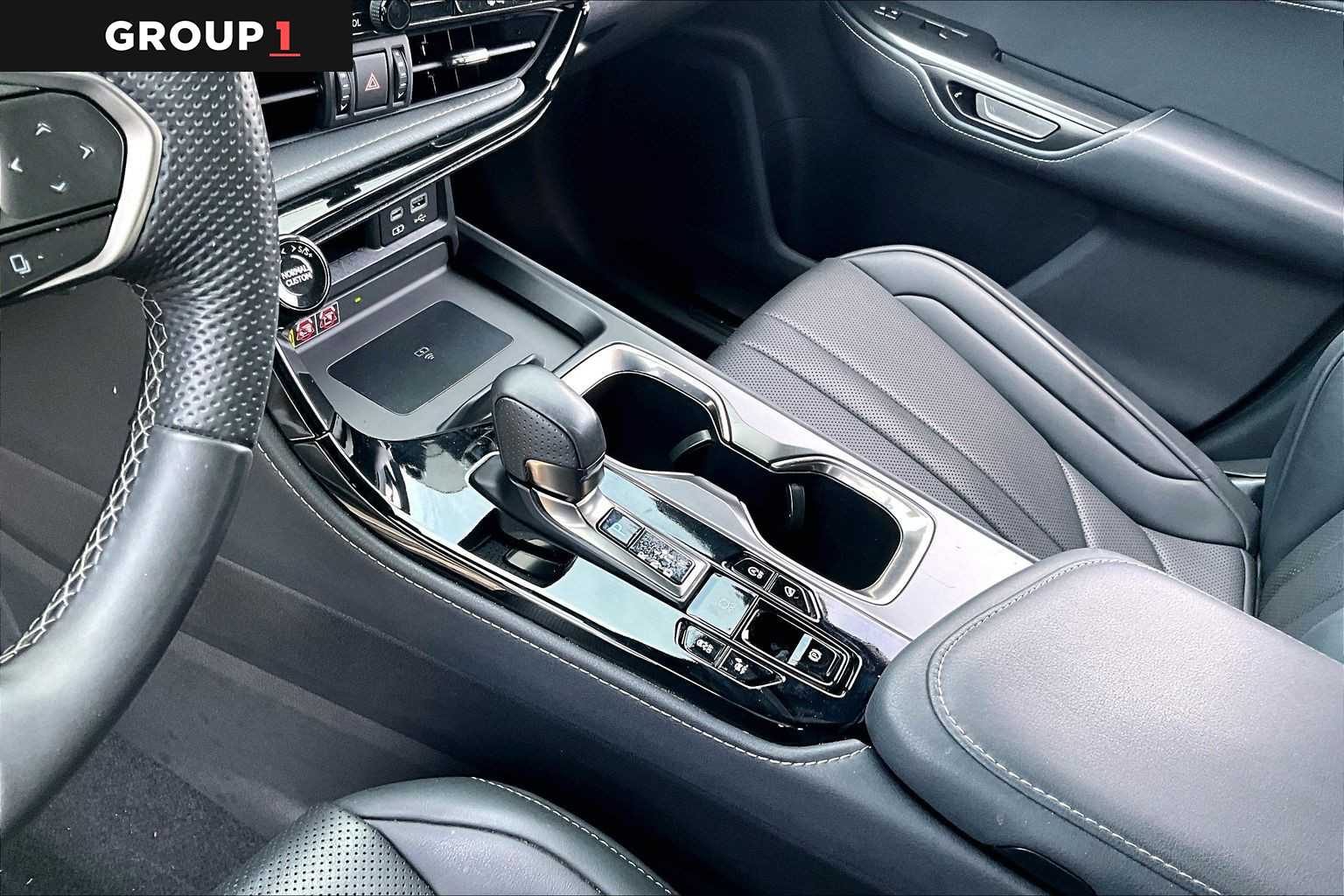 2024 Lexus NX 350 photo 14 of 34