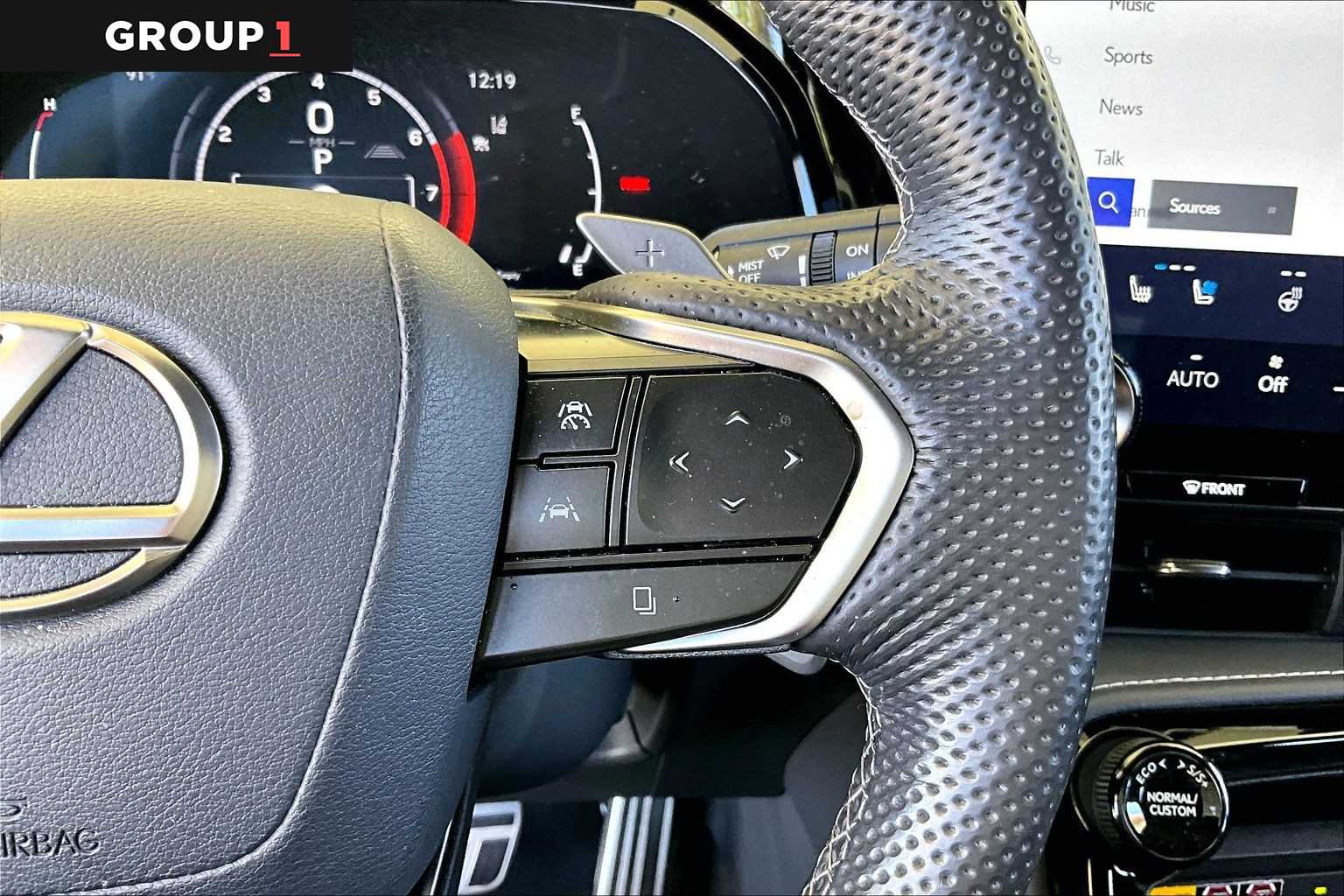 2024 Lexus NX 350 photo 16 of 25