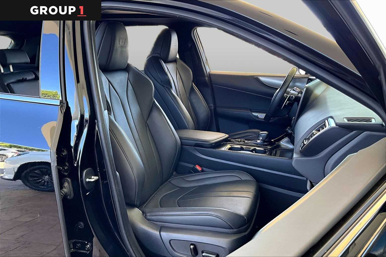2024 Lexus NX 350 photo 6 of 25
