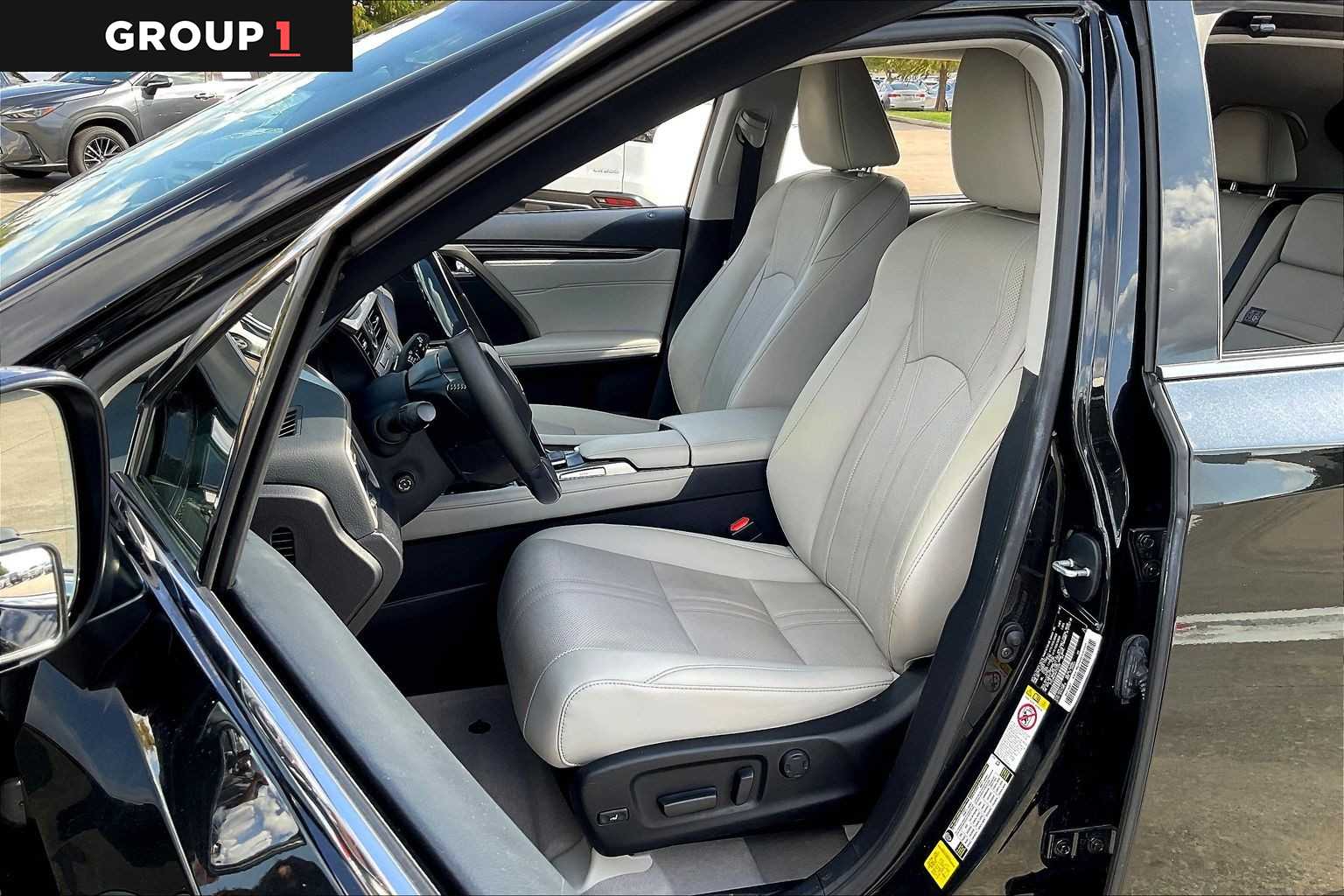 2019 Lexus RX  Caviar at Lexus Southwest Houston