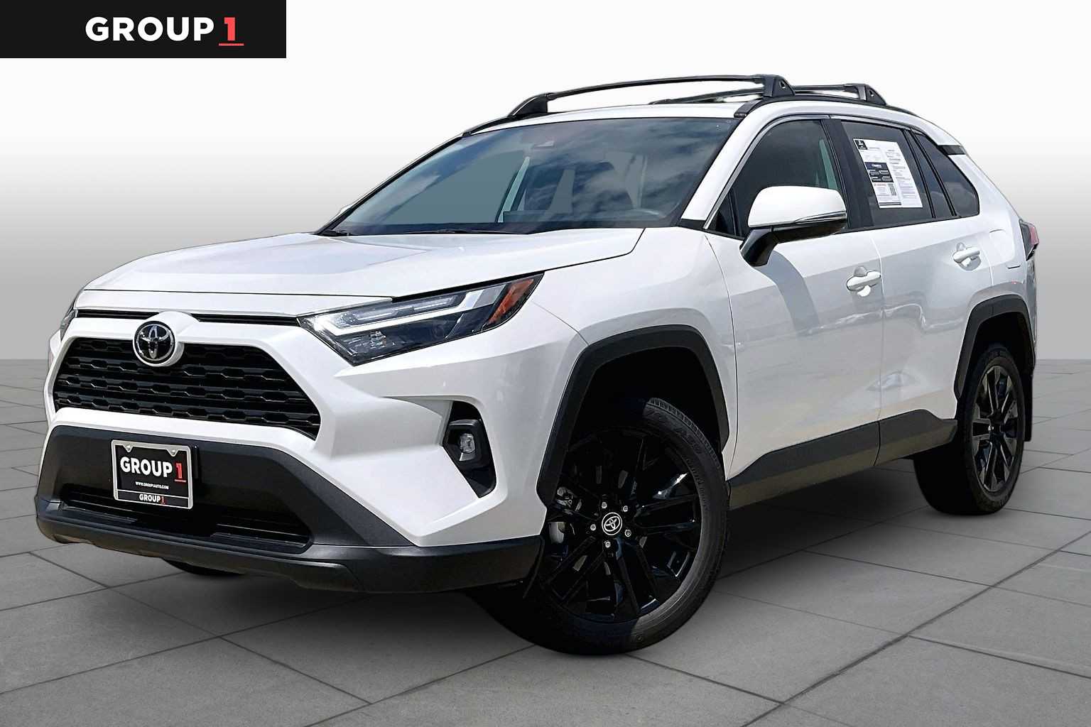 2024 Toyota RAV4 XLE Premium Wind Chill Pearl at Westside Kia
