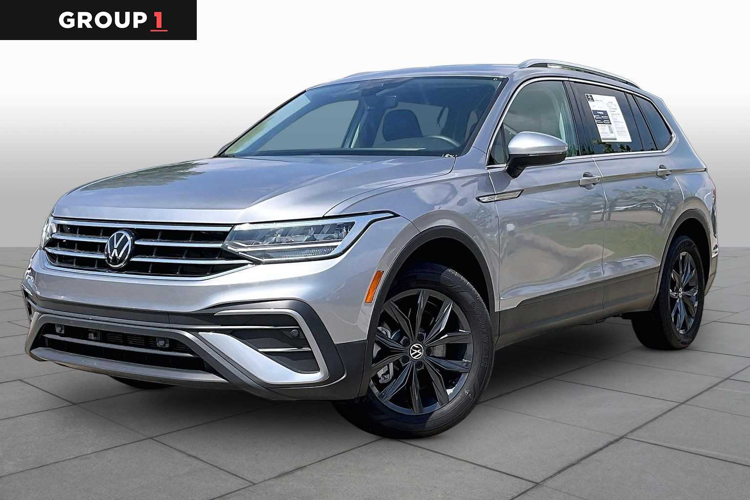 2024 Volkswagen Tiguan SE Pyrite Silver Metallic at Group 1 Toyota Southwest