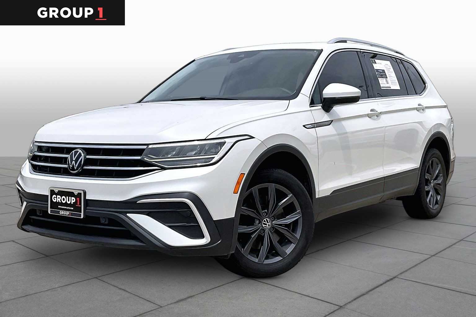 2023 Volkswagen Tiguan SE Opal White Pearl at Sterling McCall Nissan