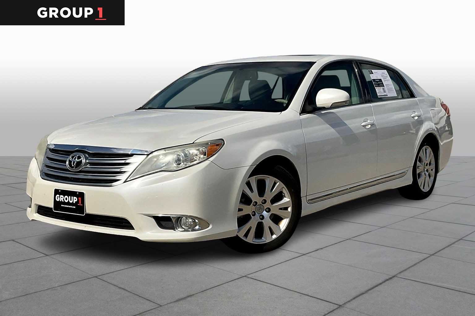 2012 Toyota Avalon  Blizzard Pearl at Lexus Southwest Houston